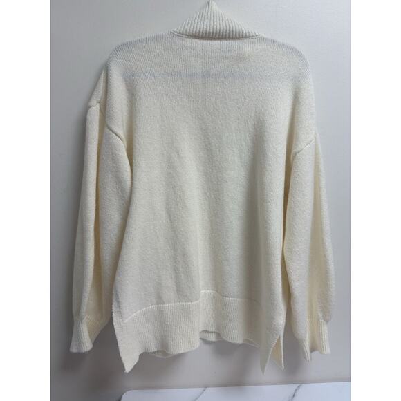 Dazy Women's Turtleneck Sweater Size M Cream White Pullover Drop Shoulder NWT - Picture 2 of 6